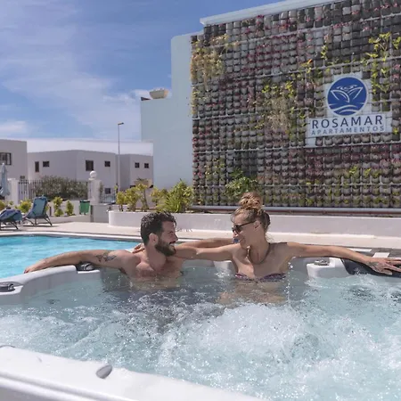 Rosamar Apartahotel