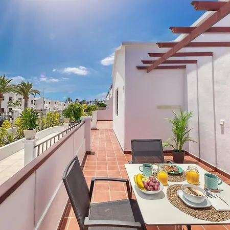 Rosamar Apartahotel