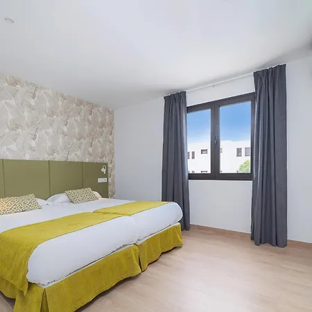 Rosamar Apartahotel